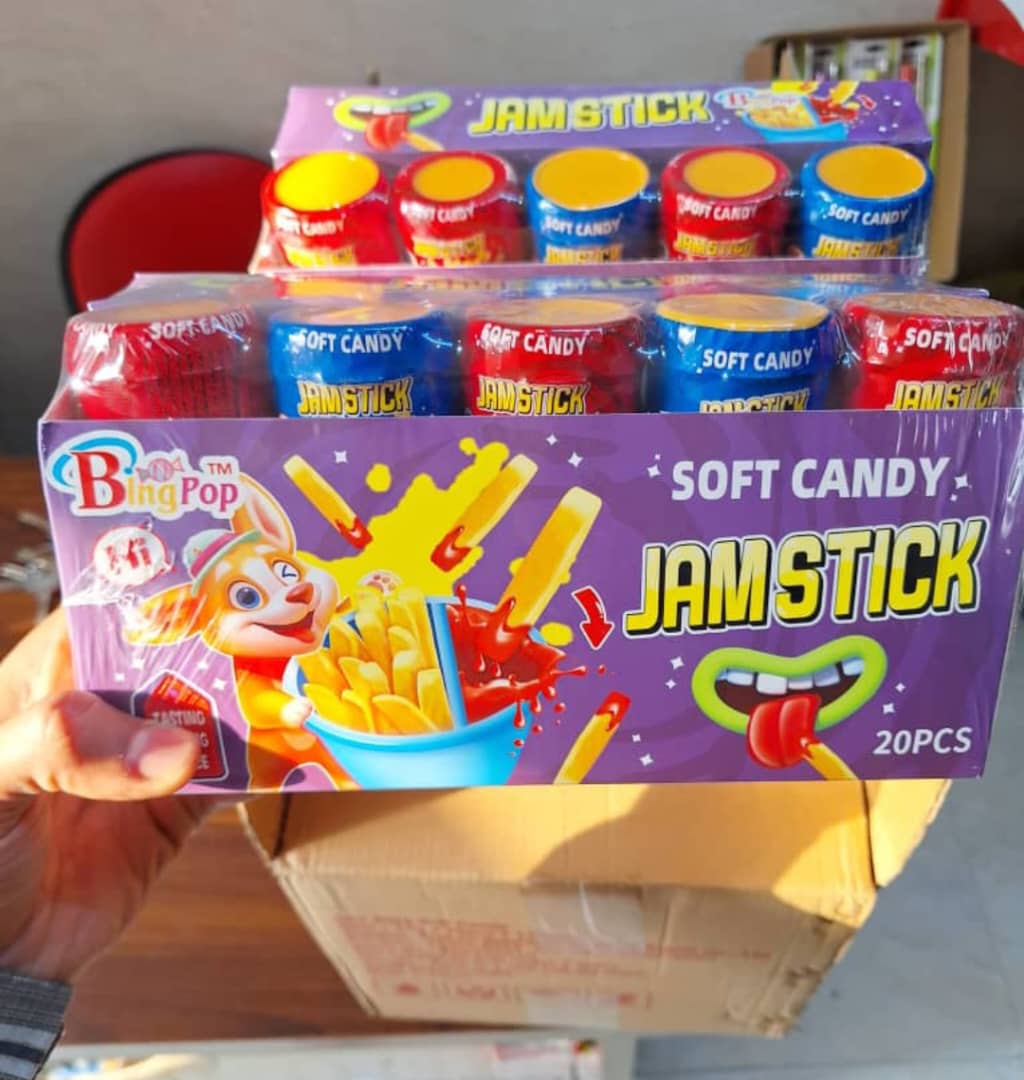 پاستیل سیب زمینی با سس کچاپ بسته ۲۰ عددی jam stick